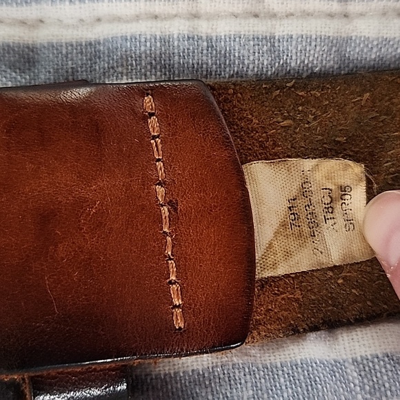 Brown leather belt - Picture 7 of 7